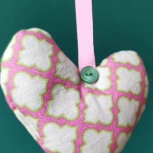 Pink and green trellis on white heart - pic 4