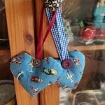 Colourful vintage toys on blue hearts - pic 1