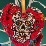 Large colourful white skull on red heart - pic 3